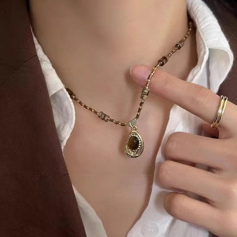 Vintage Brown Natural Stone Pendant Choker Chain Necklace For Women Men Fashion Trendy Grunge Jewelry Accessories Gifts