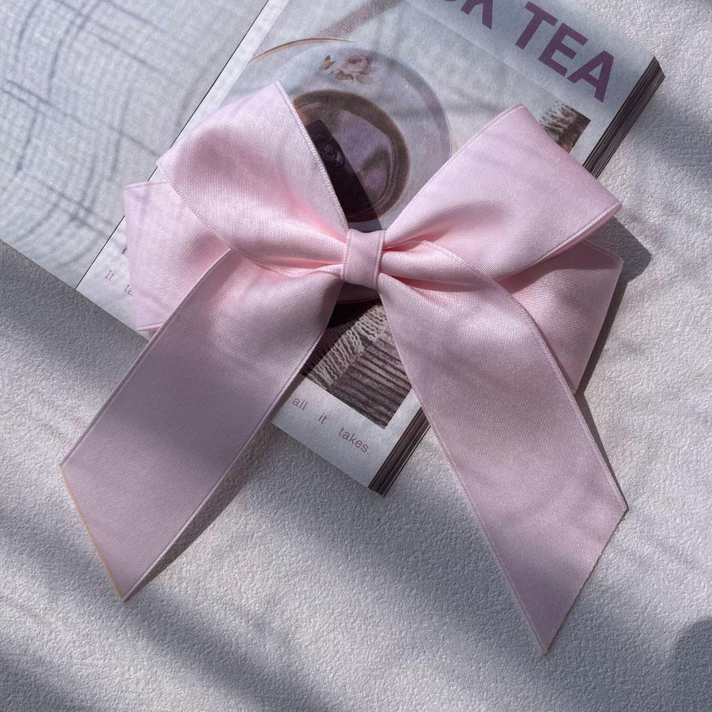 Sweet Pink Ballet Bow Brooch: Three-Dimensional, Age-Reducing Accessory for Girls