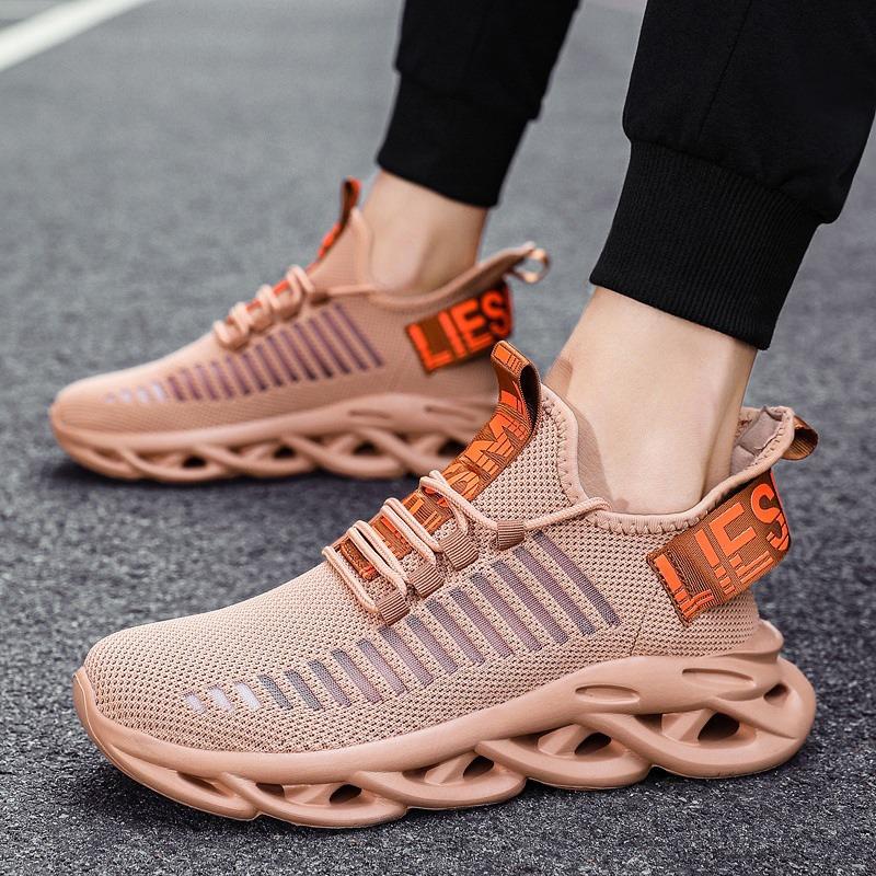 Ultra light large size men's shoes blade thick sole mesh breathable sports running shoes lightweight twist sole fly woven shoes
