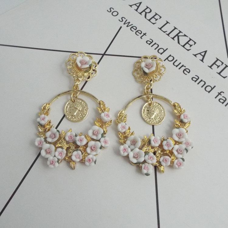 European and American Retro Flower Circle Earrings