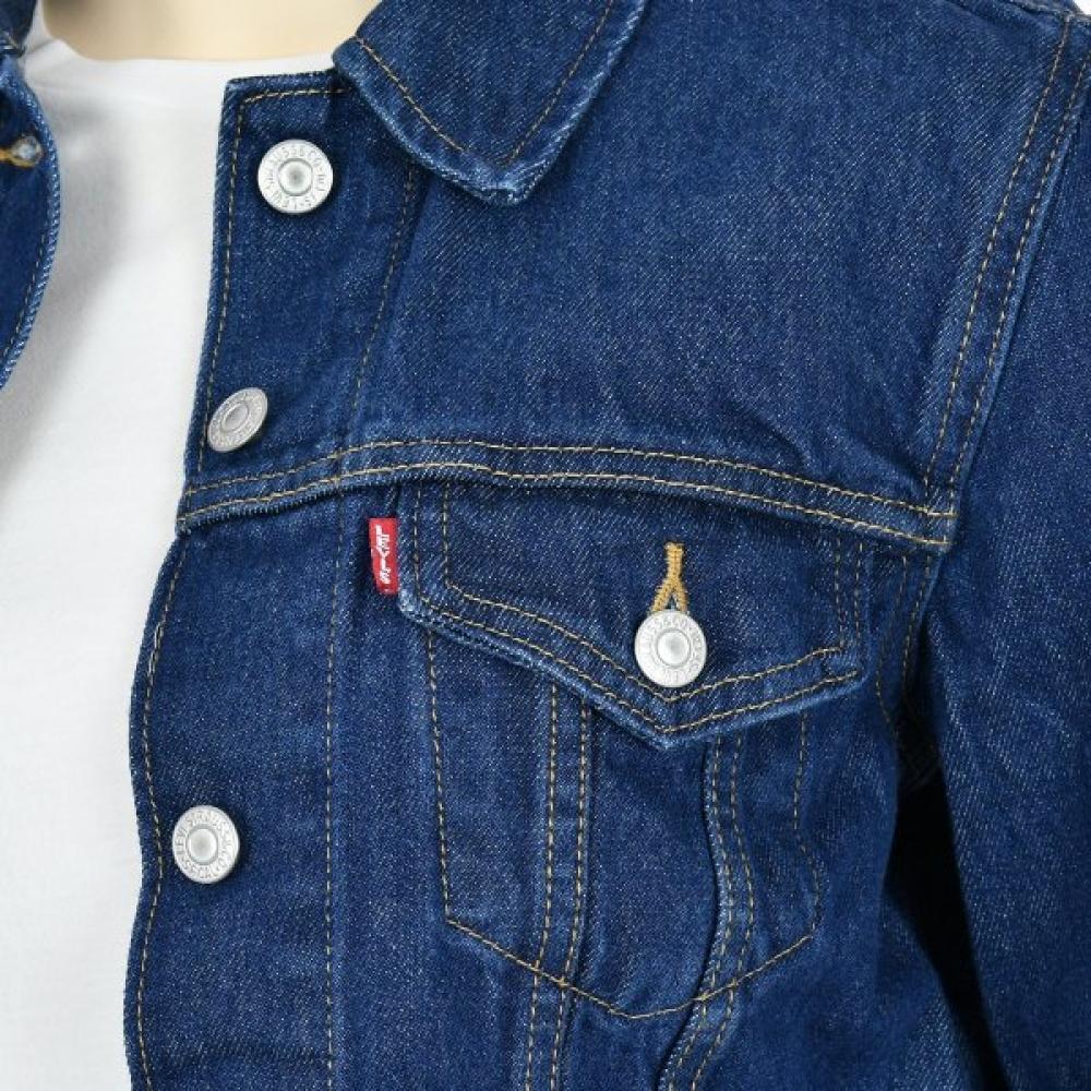 Levi S Women S Denim Trucker Jacket 29945 0036