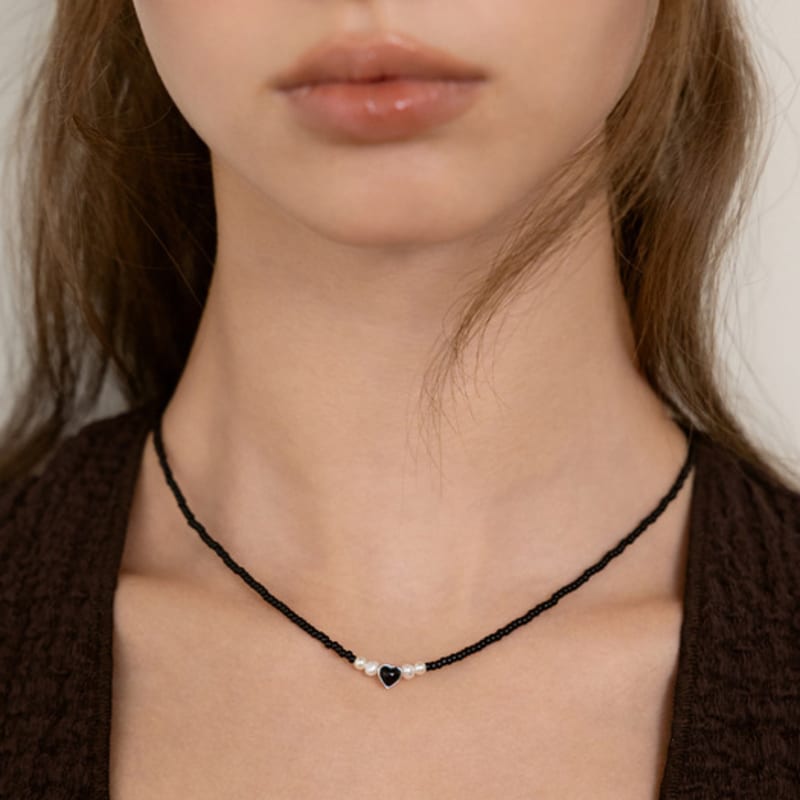 TATIANA Heart Pendant Bead Necklace NZ2518