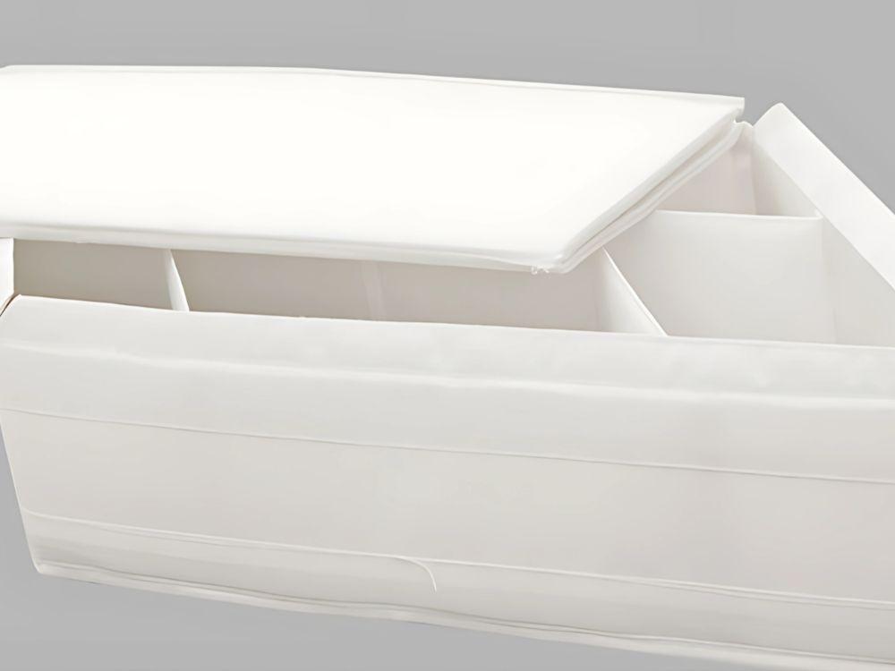 Box 7 31007 White (48)