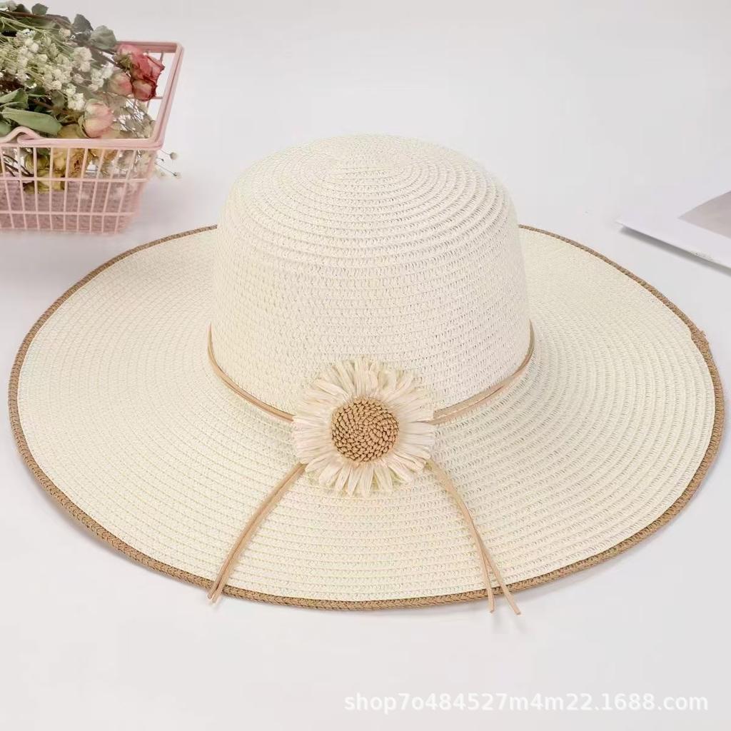 French Small Daisy Large Brim Breathable Straw Hat Women's Summer Seaside Vacation Woven Hat Raffia Sun Hat Tide