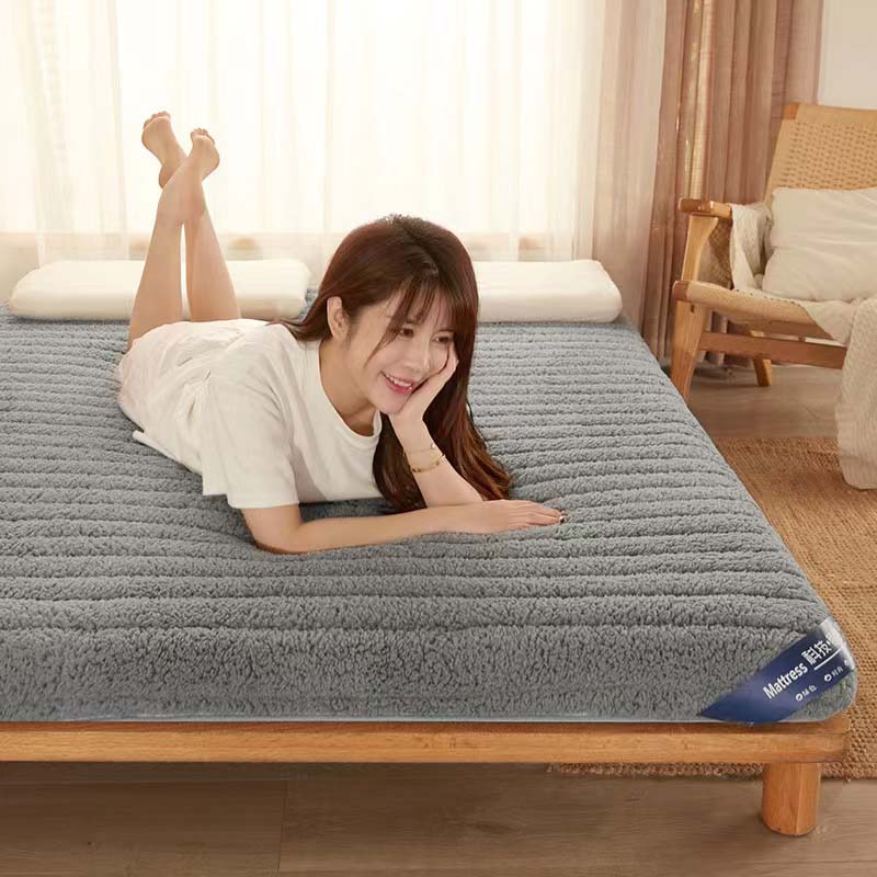 Winter atmungsaktive komfortable Studentenwohnheim Bett Matratze Topper warme Anti-Milben Plüsch Matratze weiche verdickte Bettwäsche Matte