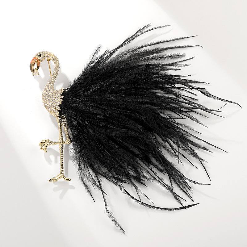 Bo Xin Yun Elegant Flamingo Brooch for Women - Stylish Pink  Black Feather Accessory