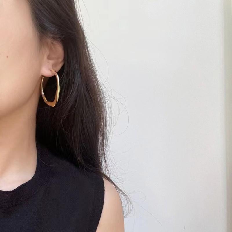 Stylish Hoop Earrings Accessory Fashionable Circle Earrings for Weddings Parties Stylish Big Hoop Earring Charm