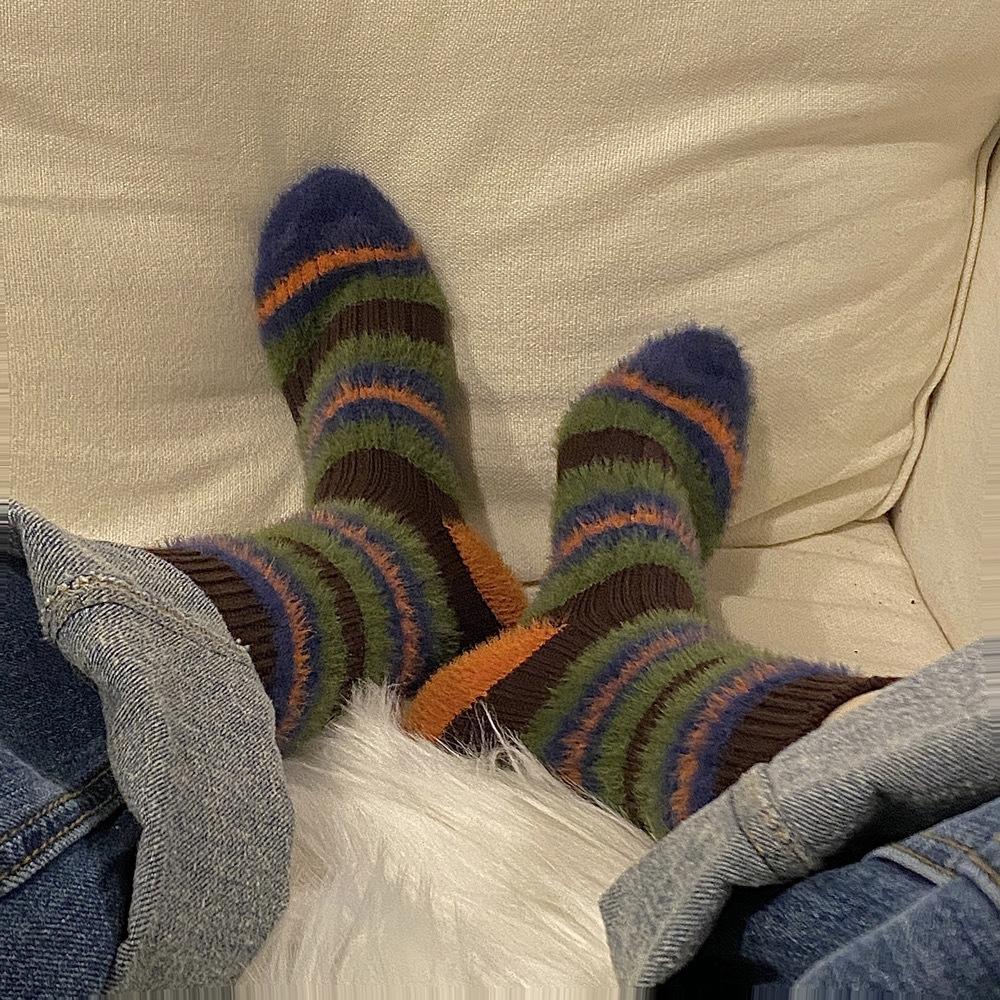 Couple's Thick-lined Mid-calf Socks, Color-blocked Trendy Imitation Mink Wool, Warm and Fluffy Long Socks for Autumn and Winter