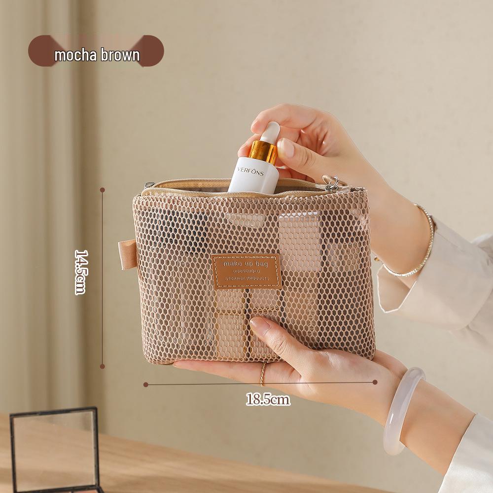 

Portable Multifunctional Mesh Makeup Bag - Breathable, Simple Storage Clutch for Travel