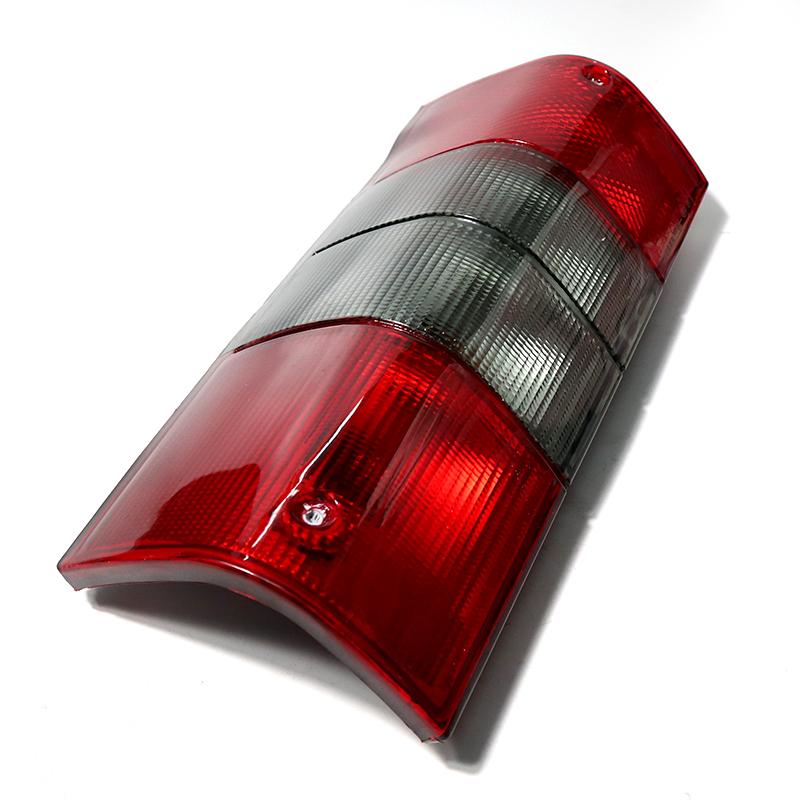 3715-00128Right Combination Rear Taillight Is Suitable for KINGLONG HIGER ZHONGTONG GOLD DRAGON