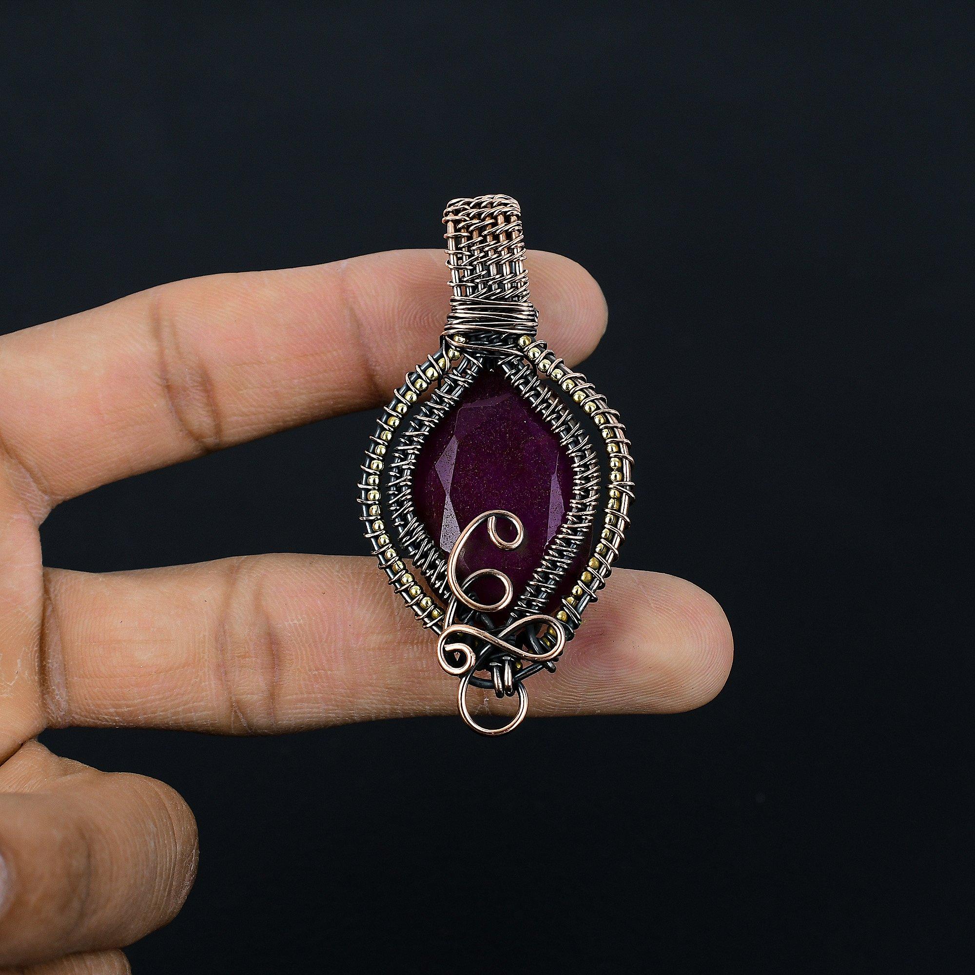 

Рубиновый кулон Ювелирные изделия из драгоценных камней, Кулон ручной работы, обернутый медной проволокой 999 пробы, Ювелирные изделия новейшего дизайна 2.55 Inches