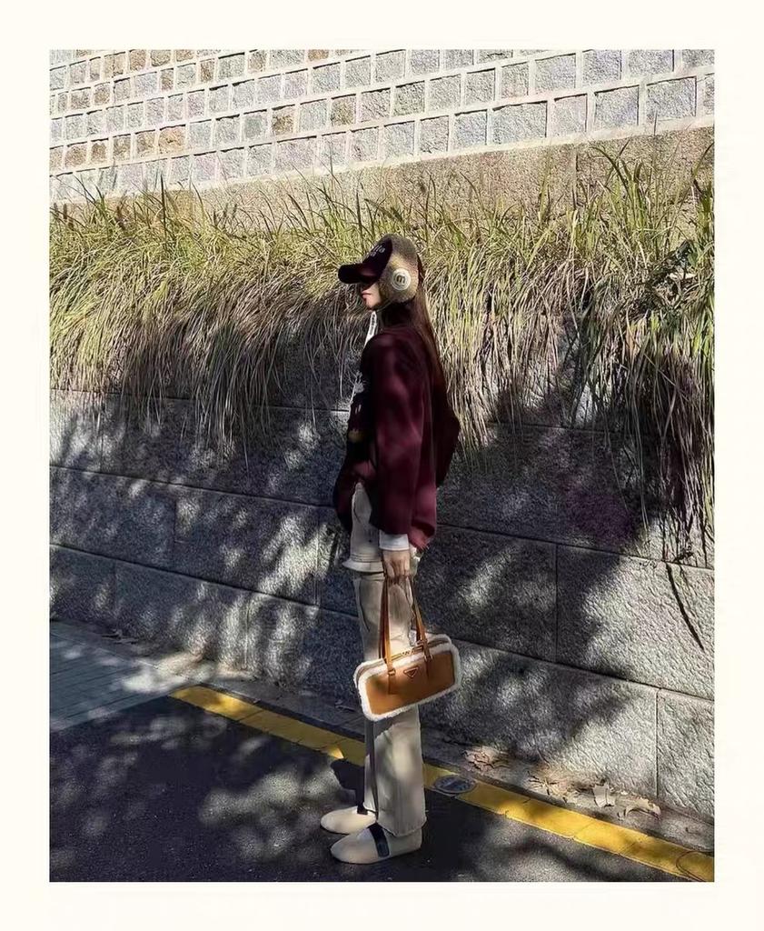 Niche design leather flat-soled lamb wool single shoes autumn and winter versatile casual cashmere beanie shoes