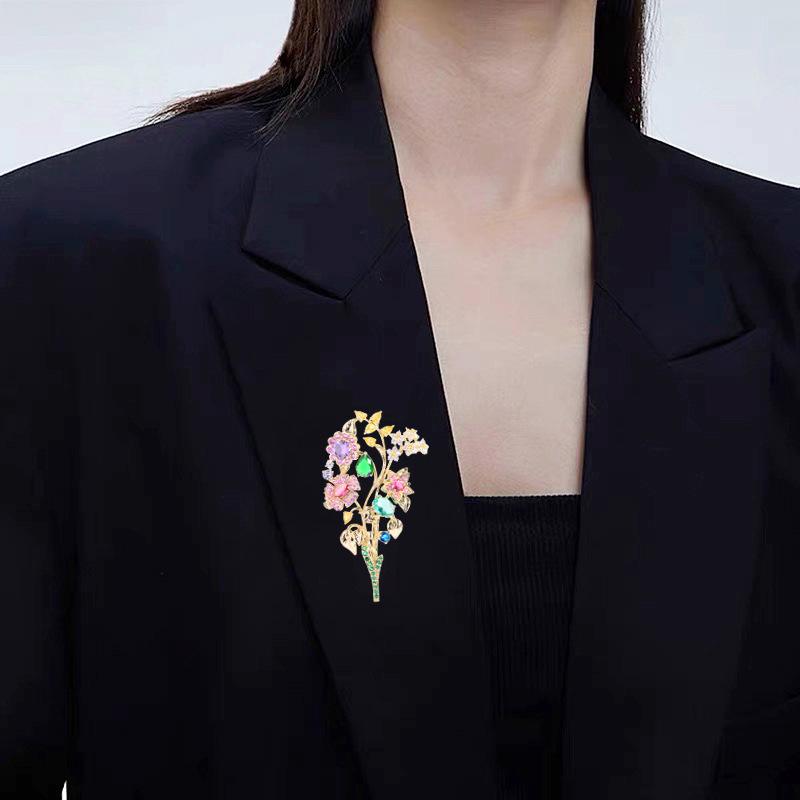 SUYU Autumn Women's Design Luxury Brooch Clothing Zircon Colorful Flower Brooch Copper Micro Inlaid Zircon Creative Pin Gift