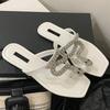 Fashion Crystal Women's Flats Slippers Elegant Clip Toe Shoes Summer Trend 2025 Fad New Flip Flops Walking Cozy Soft Sandalias De Mujer