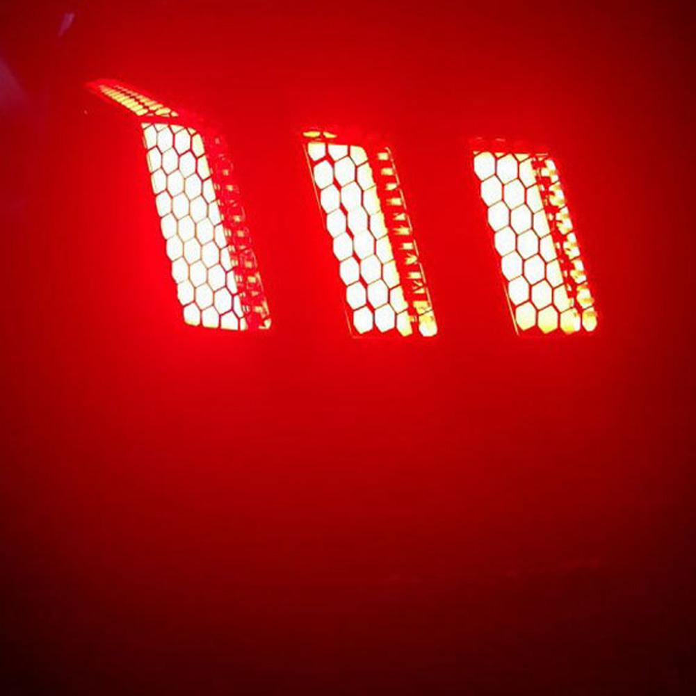 2Pc Car Taillight Honeycomb Sticker PVC Decals Sticker Rear Light Decoration Carbon Fiber Self Adhesive Car Exterior Accessories