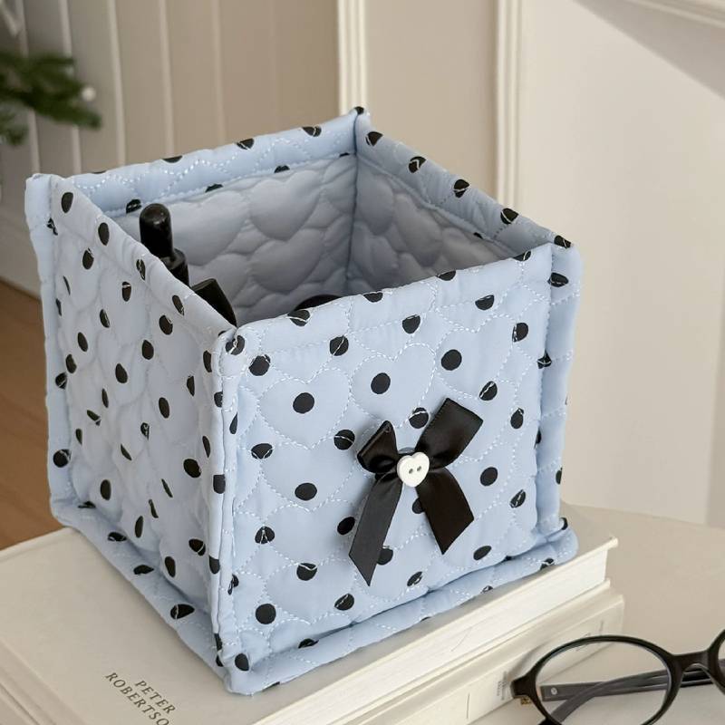 Nylon Large Polka Dot Quilt Square Storage Bin With Butterfly Knot Pattern For Dorm Room Organization