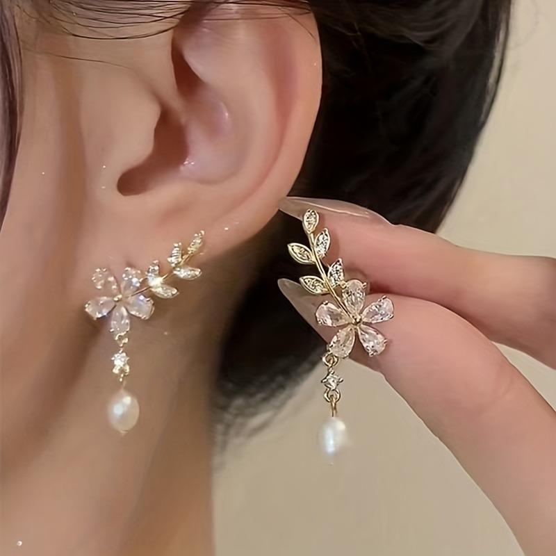 1 Pair Elegant Zircon Tassel Earrings Luxurious Pearl Flower Design Women Fashion Temperament Personal Pendant Jewelry Earrings