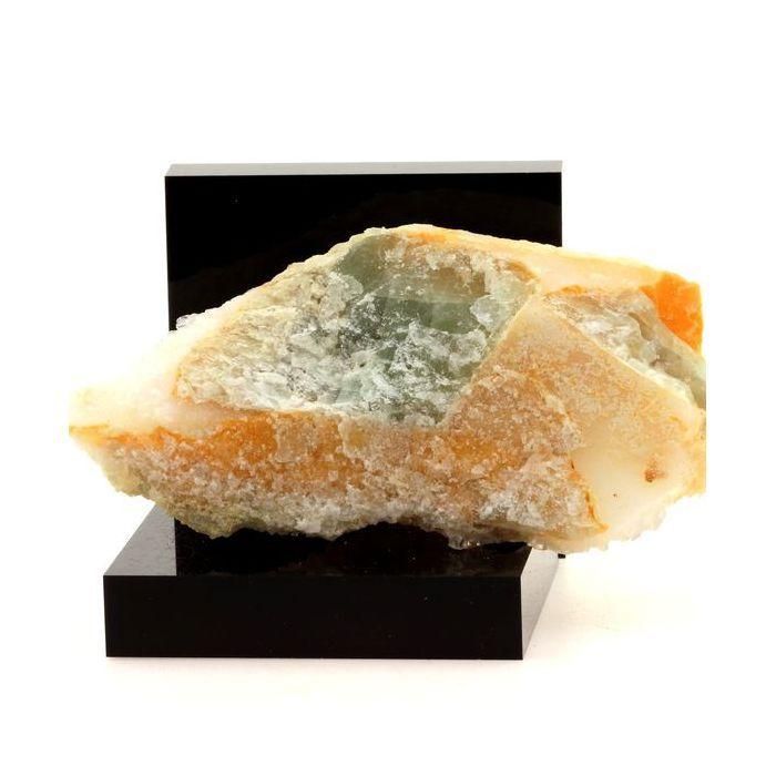 Fluorite 427.1 carats