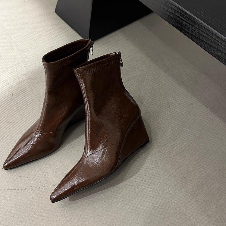 Premium Maillard Brown Pointed Wedge Heel Short Boots Women's High Heel Back Zipper Skinny Boots Autumn and Winter Short Boots