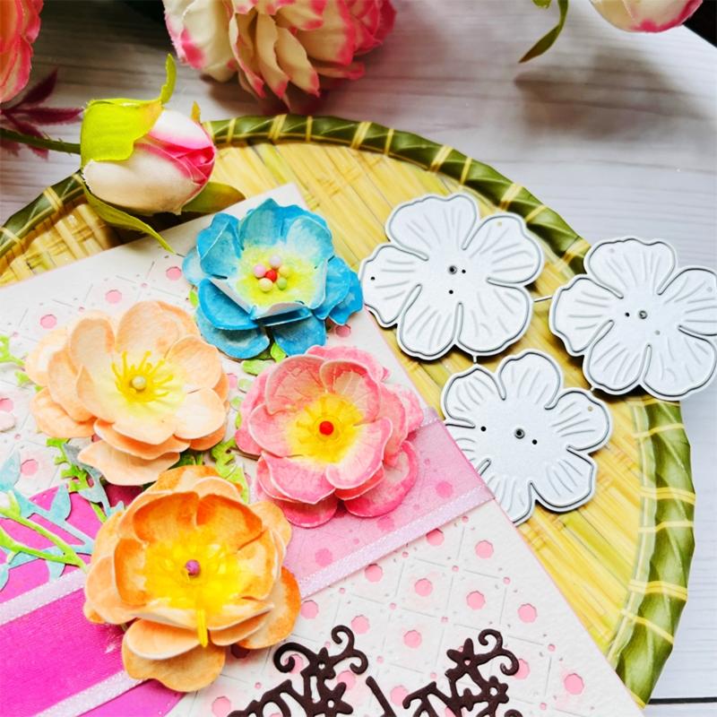 Exquisite Flower Cutting Dies Metal Embossing Die Cuts Decorative Stencil for Gift Card Making DIY Scrapbooking Albums