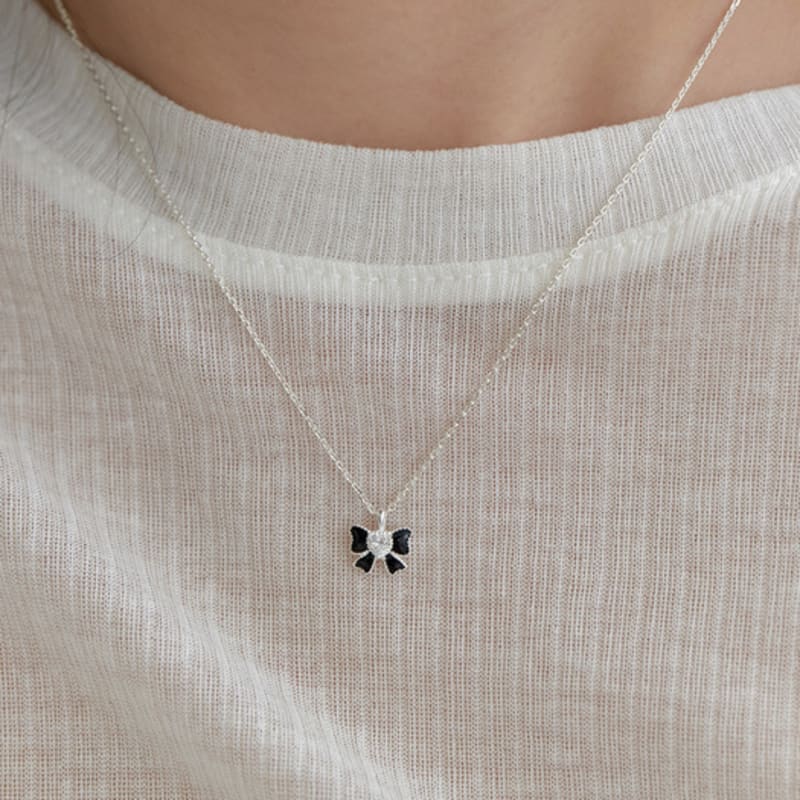 

GETMEBLING OLIVIA RIBBON NECKLACE WHITE(N432-WH)