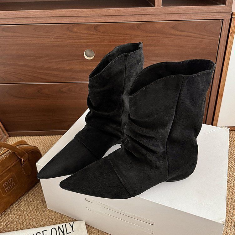 2025 Autumn and Winter New Western Cowboy Boots Versatile Wasteland Wind Heap Boots Women's Height Increase and Thinness Retro Women's Boots