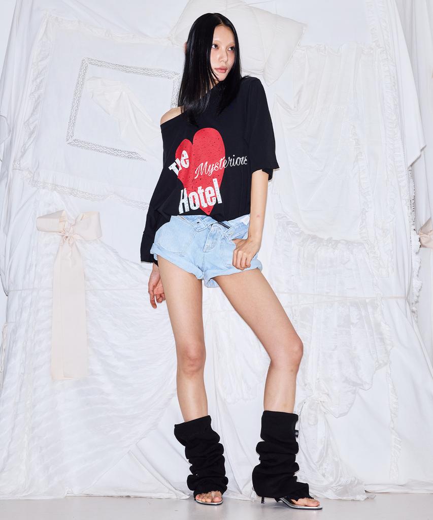 Miseutelieoseuhotel Love Unbalance Over T [Black]