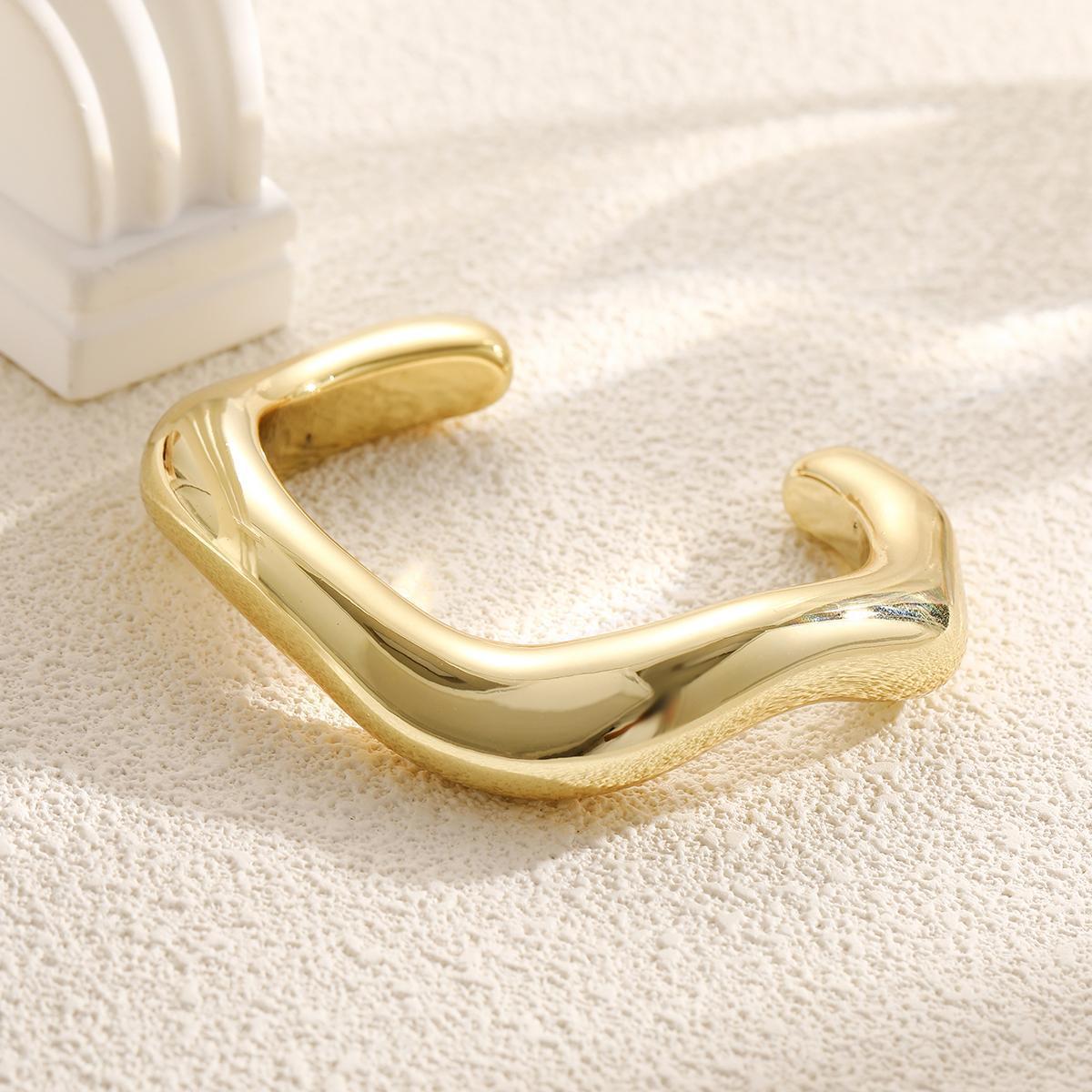 

3 Styles Creative Smooth Water Drop Bangles Punk Irregular Chunky Gold Color Thick Cuff Bracelet Women Men Hand Jewelry Gift New