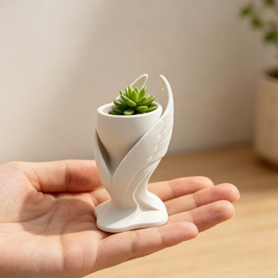 3D Printed Angel Wing Planter Pot, Mini Decorative Succulents Pot, Palm-Sized Desktop Flowerpot for Home Office Small Plants Pen Holder Gift