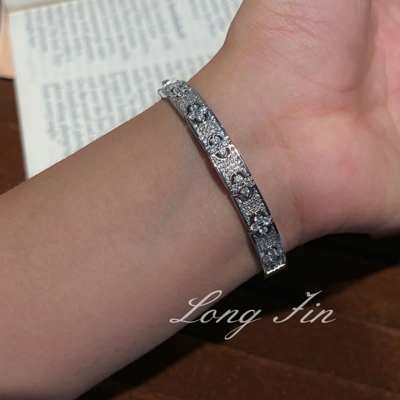Medieval Style Full Diamond Four-Leaf Flower Point Diamond Bracelet Ring High-End Light Luxury Versatile Bracelet