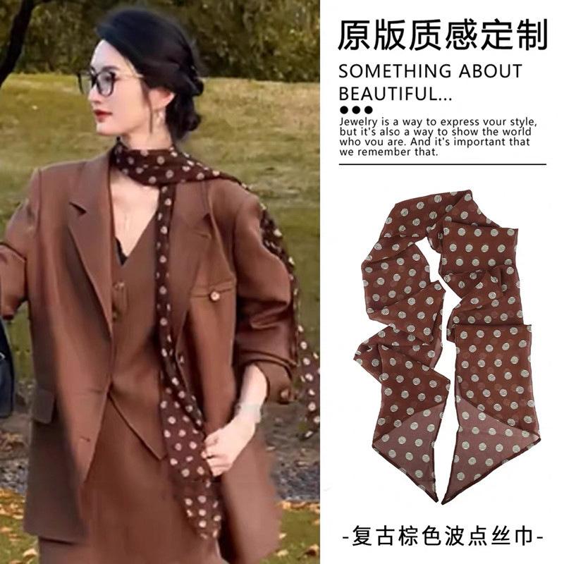 

Old money style brown polka dot silk scarf, retro long temperament scarf with suit, autumn and winter high-end new neck accessories for women