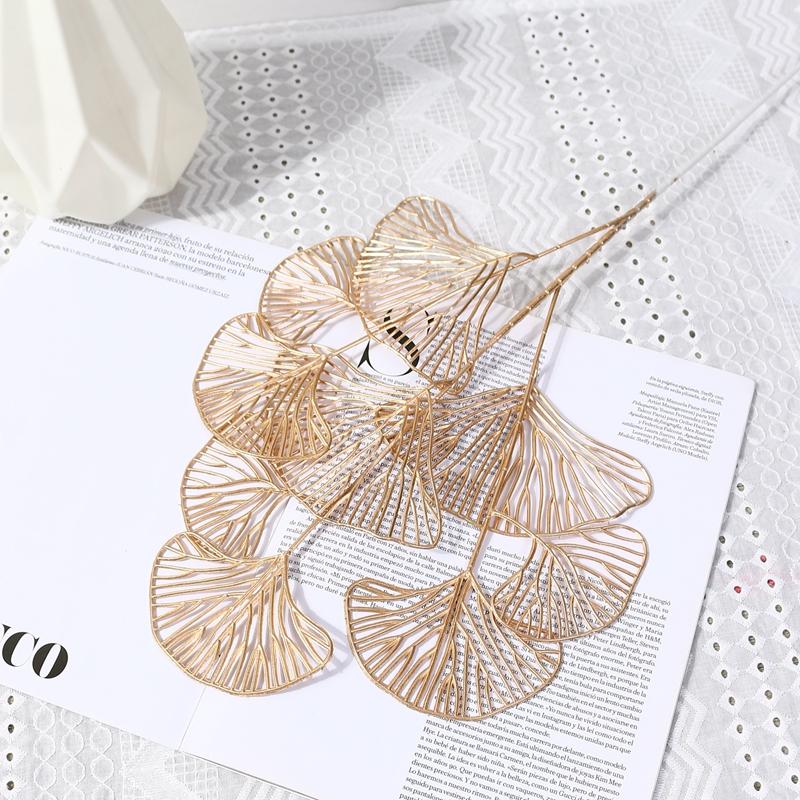 Three-pronged Fan Leaf Netting Artificial Gold Ginkgo Eucalyptus Holly for Wedding Arch Flower Arrangement Home Decor Crafts