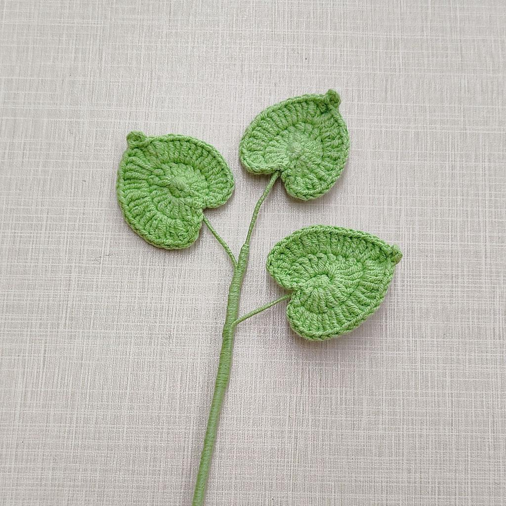 Foglie creative all'uncinetto Lavorazione a maglia Foglia Fiore all'uncinetto Mazzo Decorazione Pianta tessuta a mano Decorazione per la casa