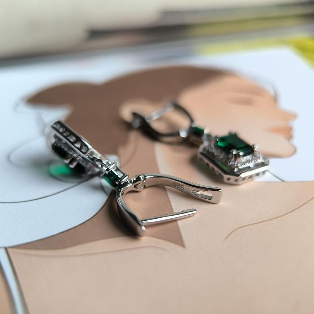 Silver Earrings with Nano Emerald 2.367ct (2197423)