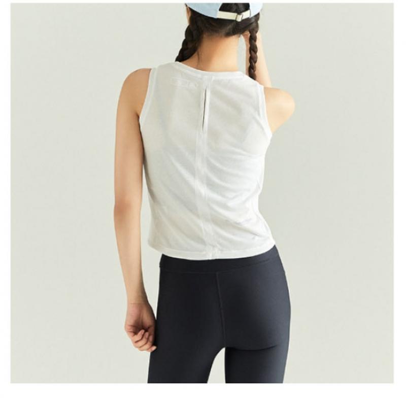 New Balance Club  Nbngd3w622 Wh Cover Up Quick Dry Nacity Women S SleeveleSS