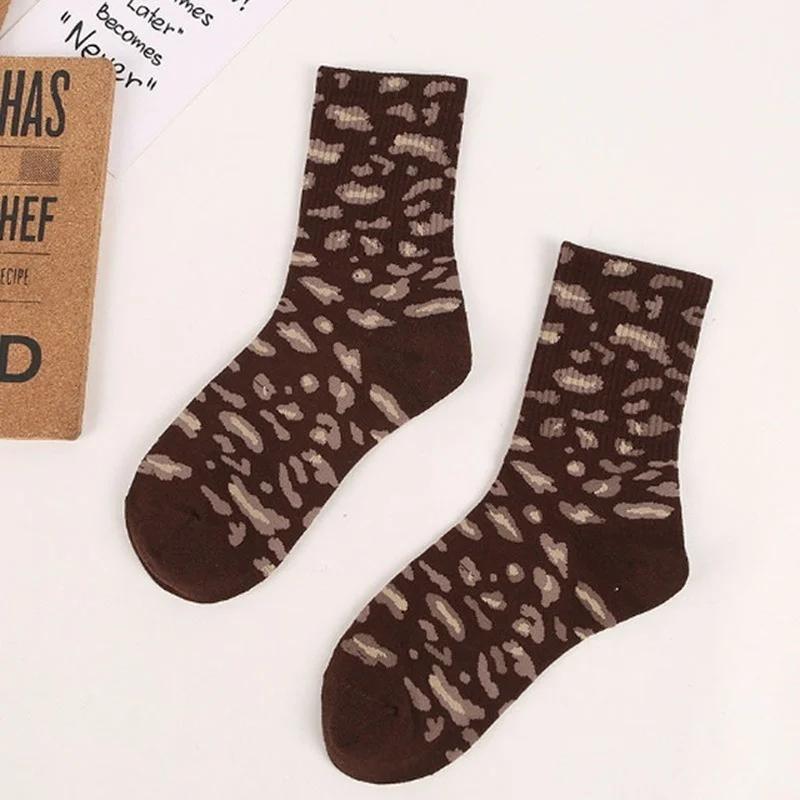 Fashion Casual Vintage Leopard Women Socks Personality Harajuku Hip-Hop Wild Classic Stocking Running Sport Skateboard