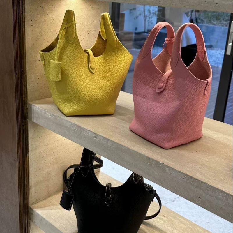New lychee pattern Korean spring and summer bucket bag vegetable basket female commuter messenger leather portable fashion color