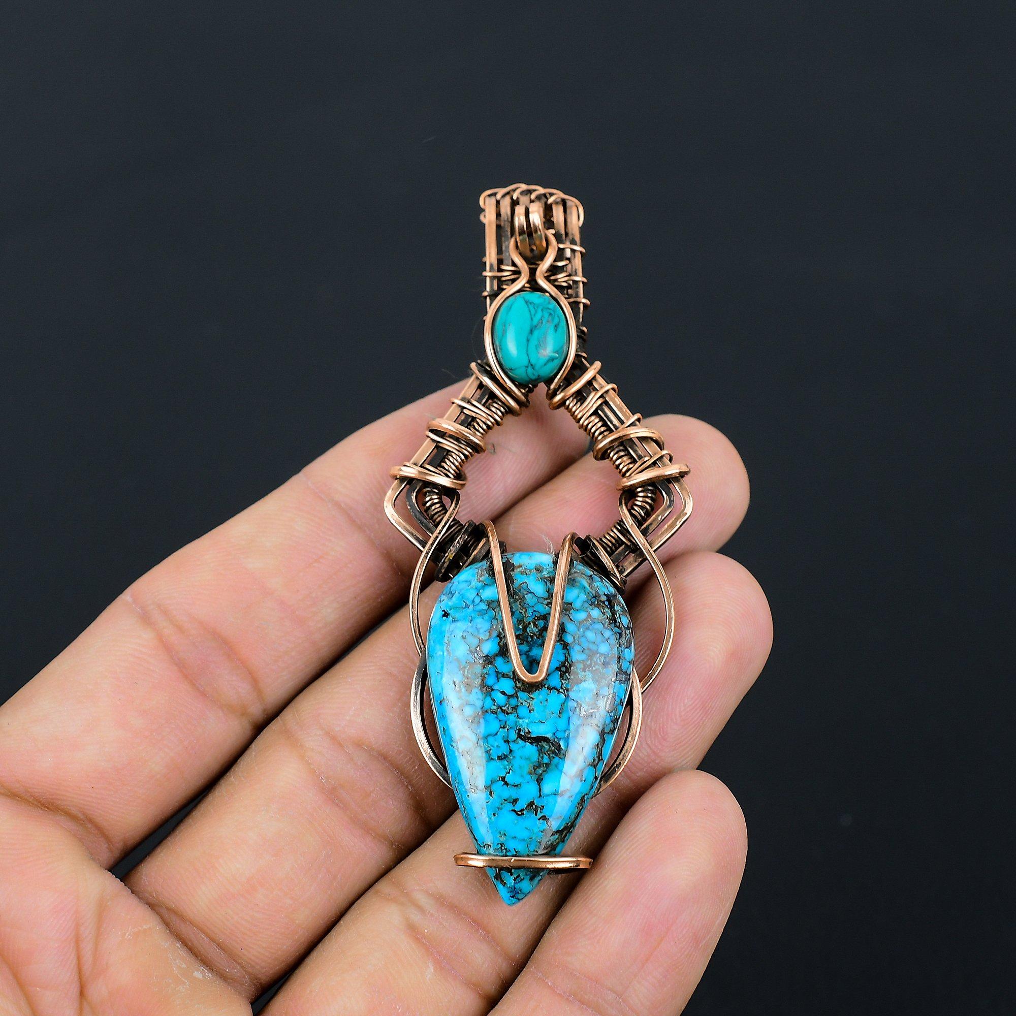 Ciondolo Fatto A Mano In Rame Con Turchese Tibetano Naturale – Wire Wrap Unico