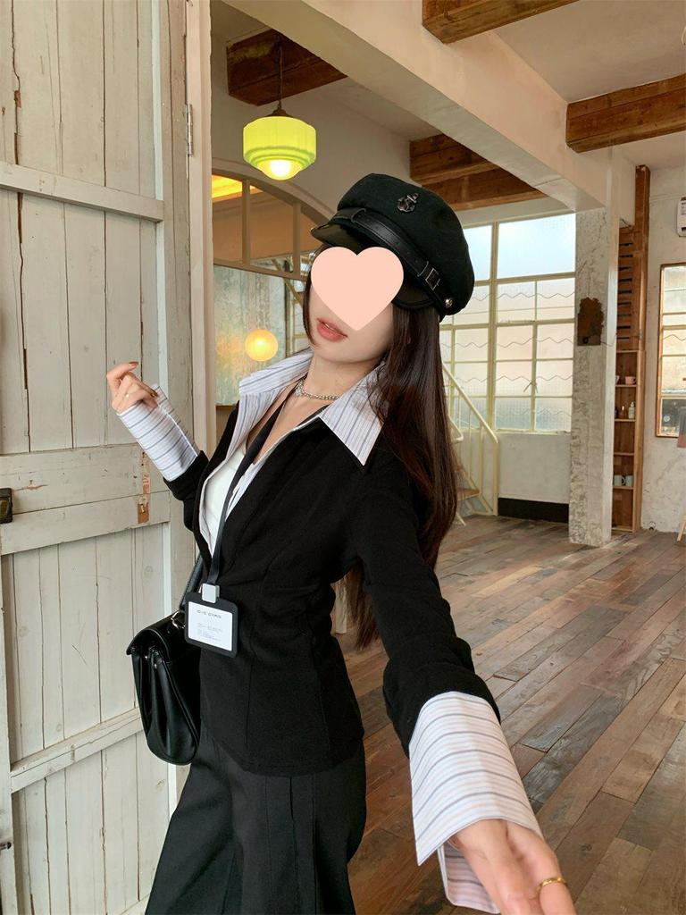 Damen Stricktop zur Taillenformung - Umlegekragen, Langarm, Fake-Zweiteiler-Design