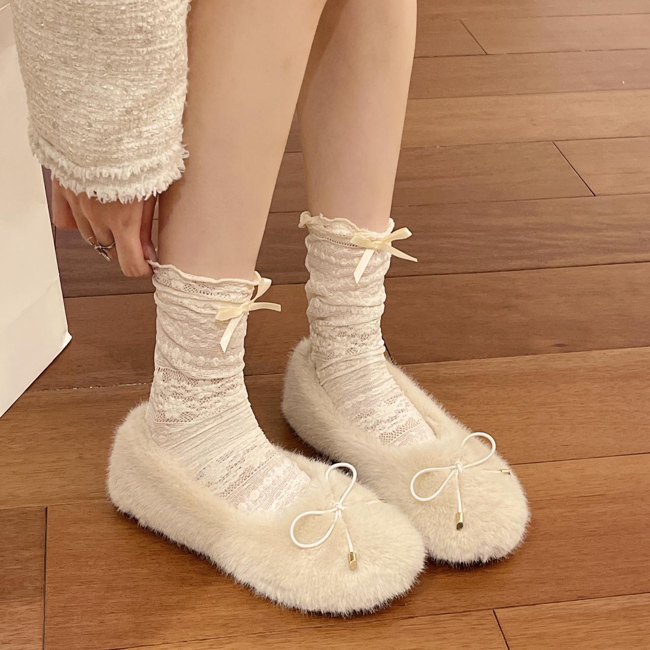 

Мода 2024 года, новые осенне-зимние модные женские тапочки из плюша и хлопка с бантом 40 абрикосовый