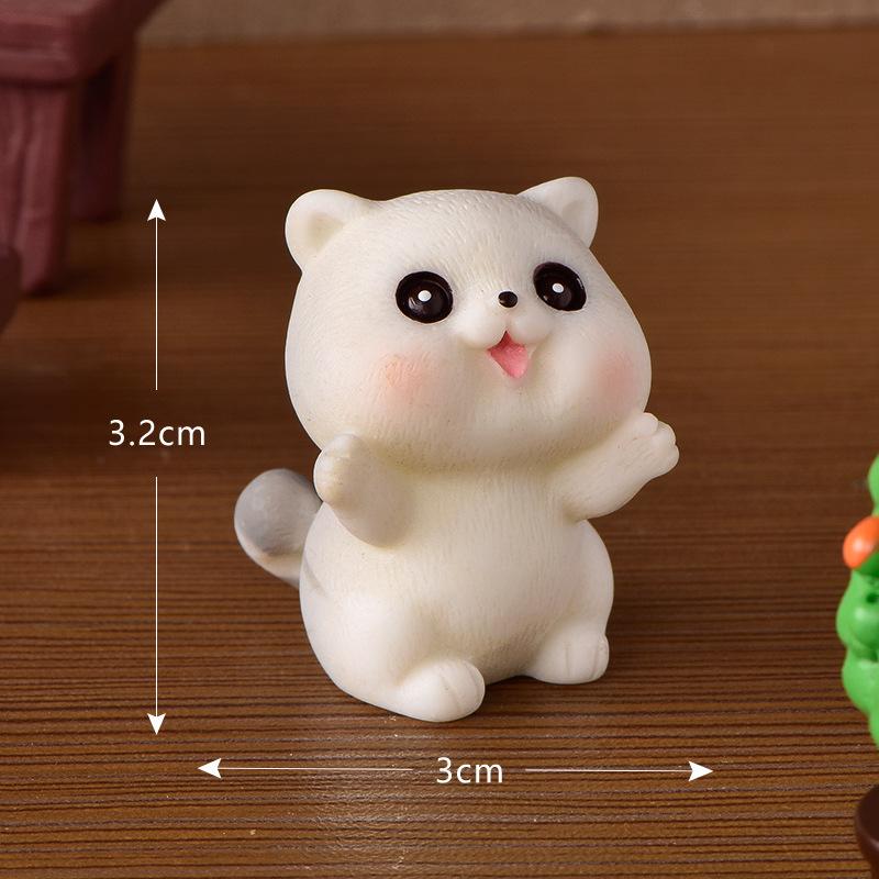 Figurines Miniature Mini Cute Cartoon Cats Resin Ornaments Crafts Desk Accessories For Home Decoration Room Decor DIY Kids Gifts