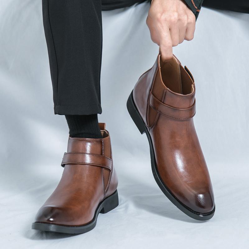 Retro Men Chelsea Boots Men Comfortable and Fashionable Leather Boots European Outdoor Training Brand Men Boots Sizes 38-46