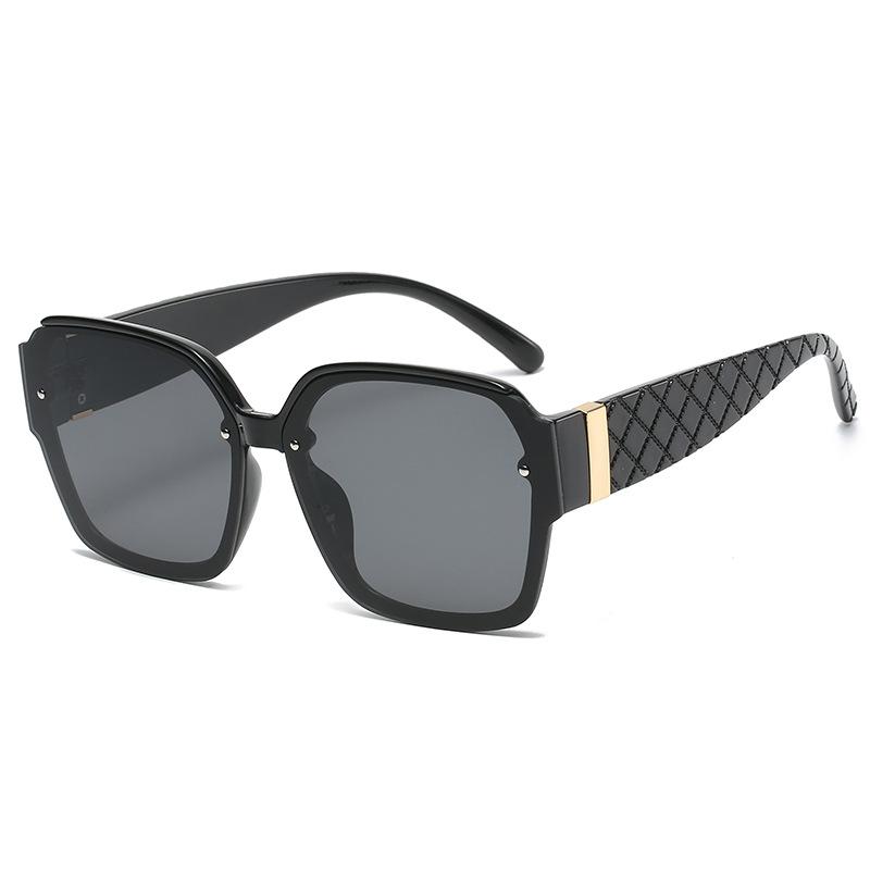 Non-polarized Classics Large Frame Square Sun Glasses Female Outdoor Sunglasses Retro Mesh Leg Gradient Glasses
