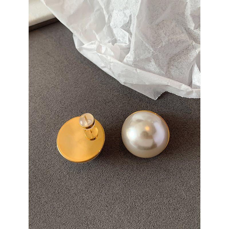 Light Luxury European Beauty Niche Design Classy Big Pearl