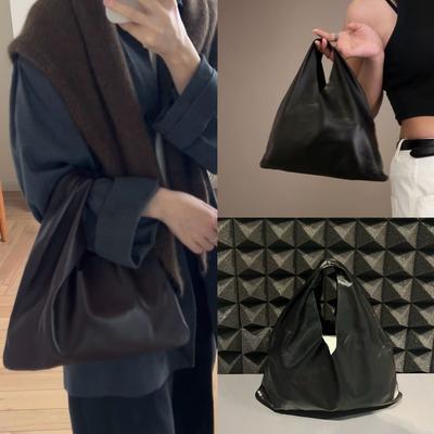 Niche Leather Triangular Bag Handbag That Is Versatile and Simple To Carry