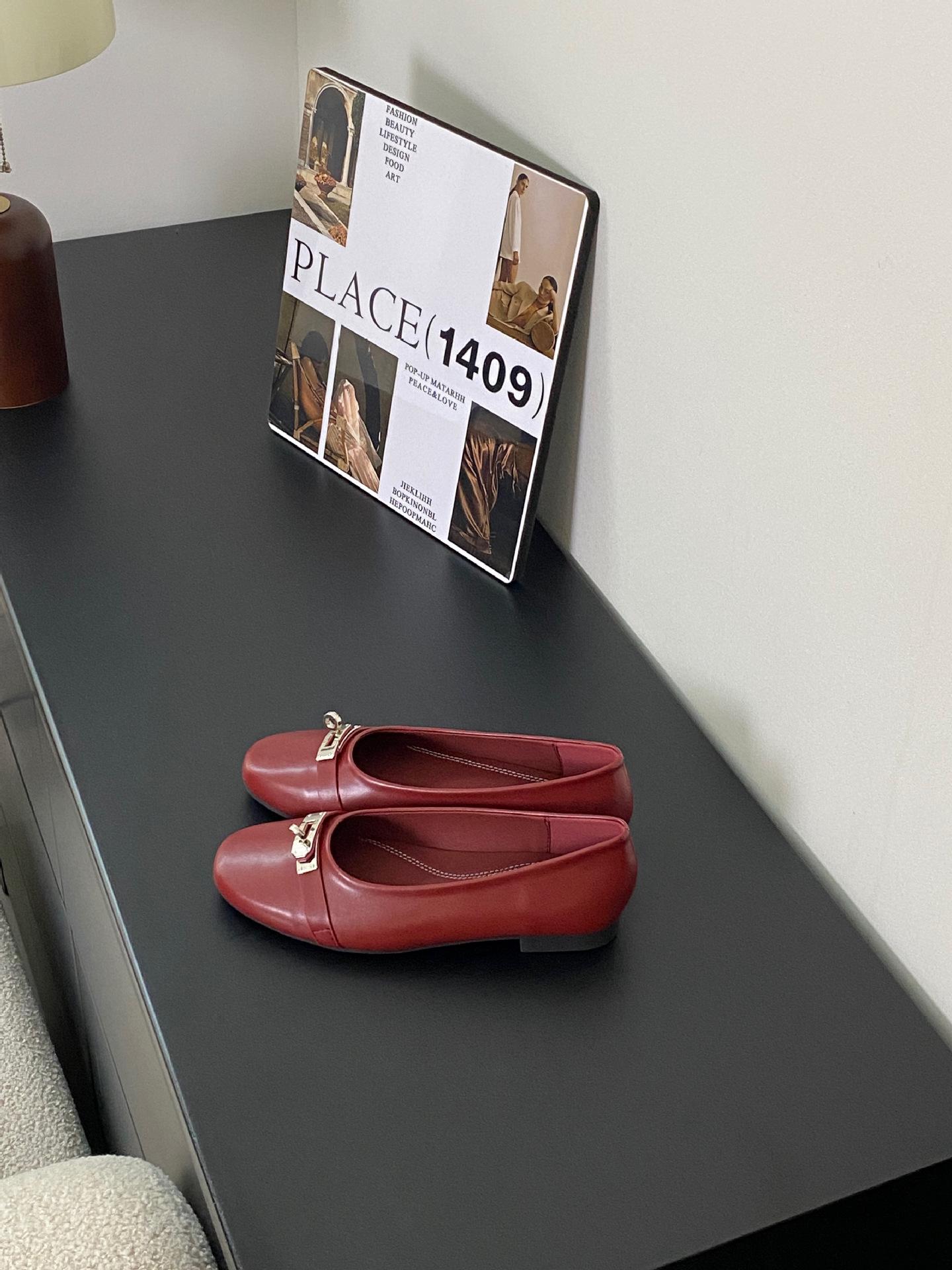 Women s Metal Buckle French Style Vintage Style Unique Design Pumps - Fashionable Footwear 35