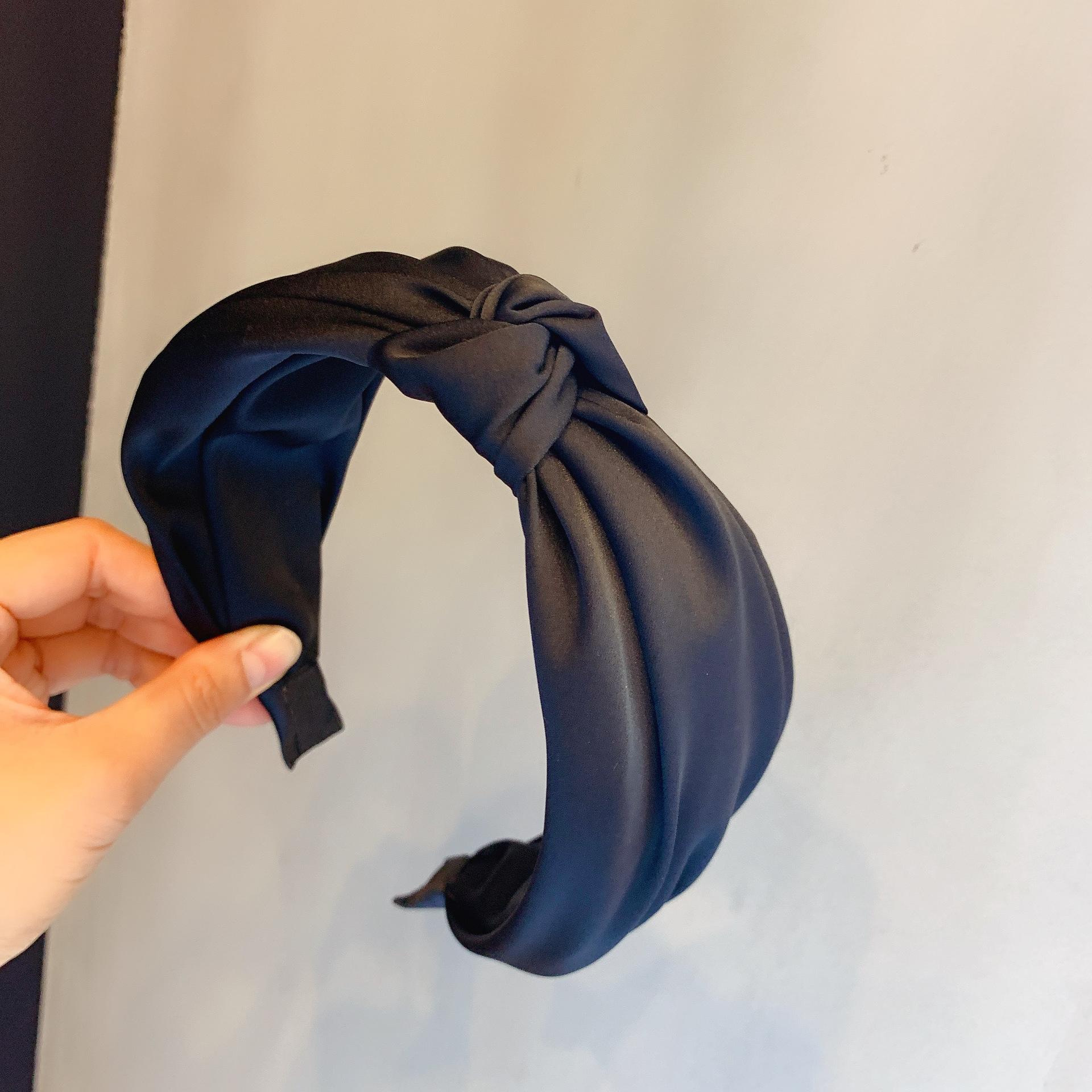 Brede Strik Hoofdband Satijnen Stof Haarband voor Vrouwen Dames Shoppen Reizen Hoofddeksels Minimalistische Vrouwelijke Haar Hoepel Accessoires