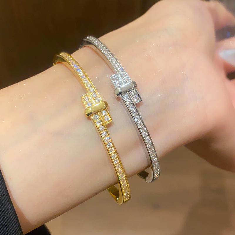 18K Gold-Plated Zircon & Mother-of-Pearl Oval Bangle - Elegant, Versatile Luxury Bracelet for Women