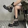 Modă 2025 Pantofi Noi Stil Desert Punk pentru Femei Stil Britanic Mulți Cizme Casual cu Șireturi Stil Wasteland Talpă Groasă Street Shot Cavaler