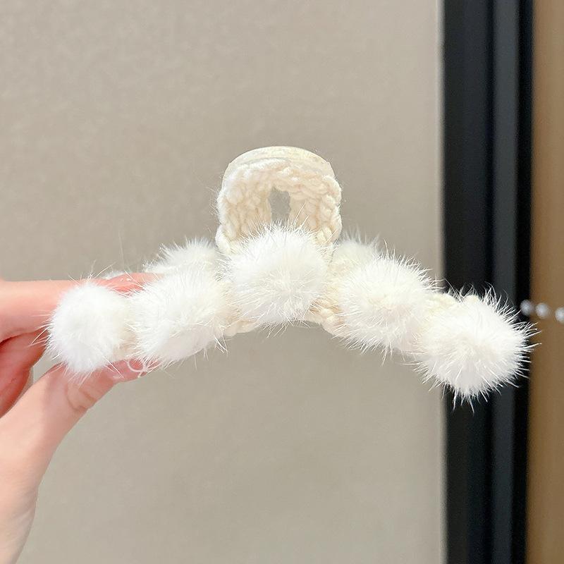 Fashion Autumn and Winter Plush Grab Clip Women's Winter Back Head Hair Shark Clip Hairpin Hairpin Large Hairy Hairpin Headwear